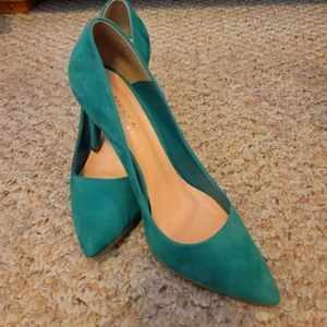 Emerald green Andrea heels, 7.5